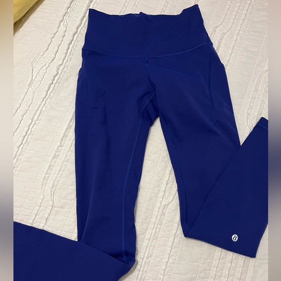 lululemon 28” Pocket Leggings in Larkspur - Picture 1 of 6